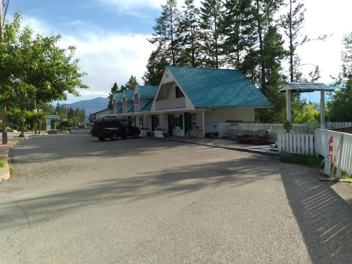 Appletree Inn Radium Hot Springs Exteriér fotografie